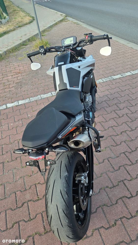 KTM Duke 790 - 4