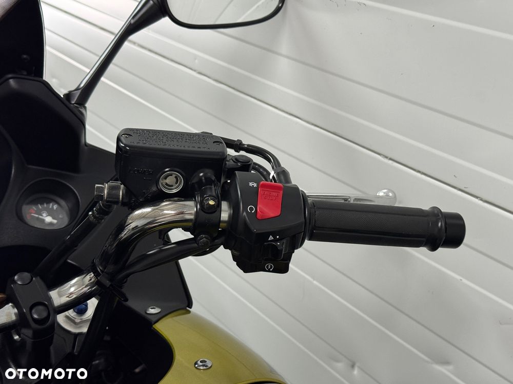 Honda CBF - 26