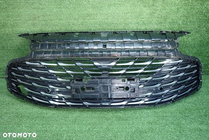 MG HS II 24- atrapa grill