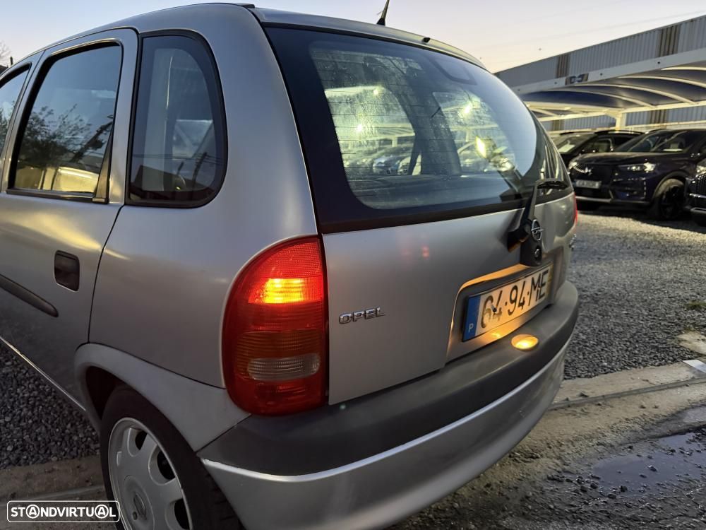 Opel Corsa 1.2 16V Swing - 11