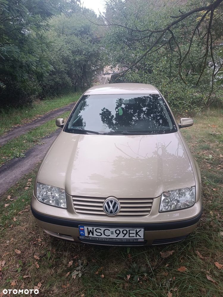Volkswagen Bora - 2