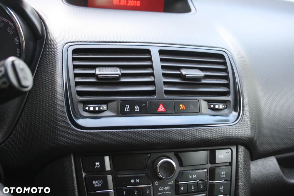 Opel Meriva 1.4 150 Jahre - 20