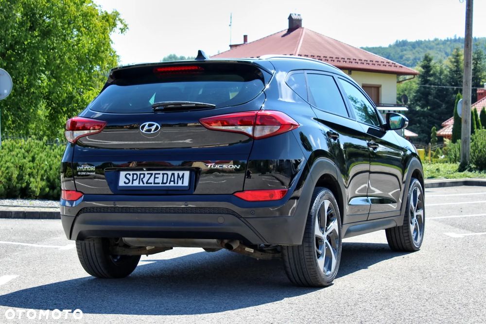 Hyundai Tucson 1.7 CRDI BlueDrive Style 2WD - 9