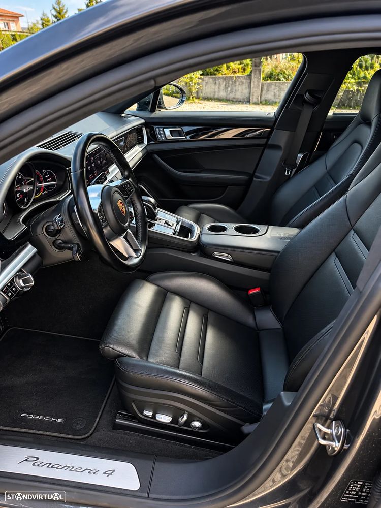 Porsche Panamera 4 E-Hybrid Platinum Edition - 16
