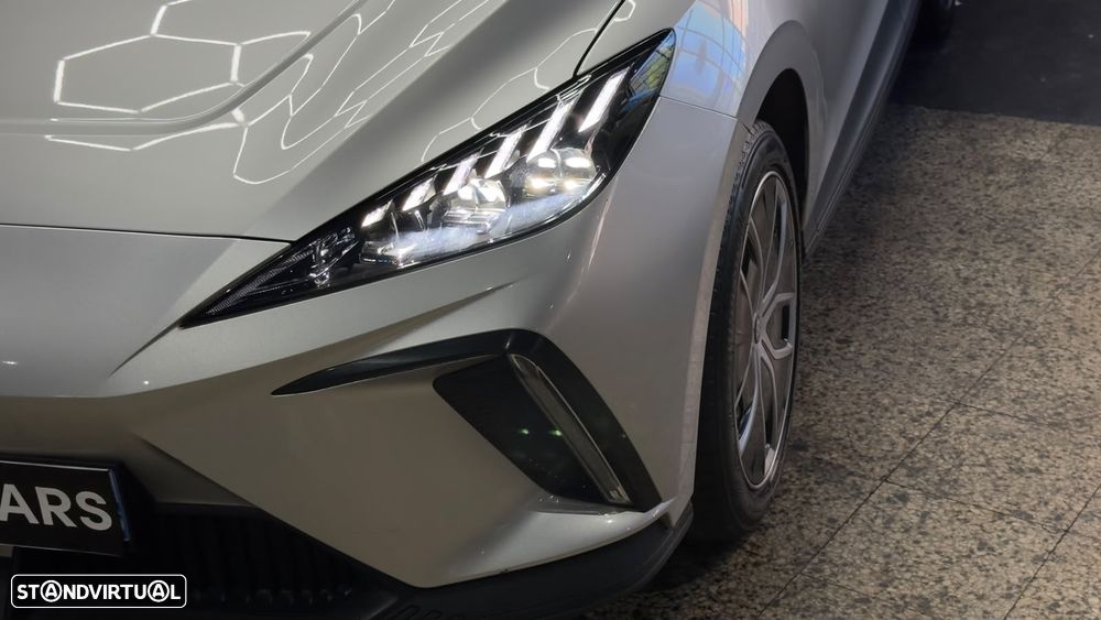 MG MG4 77 kWh Extended Range Luxury - 5