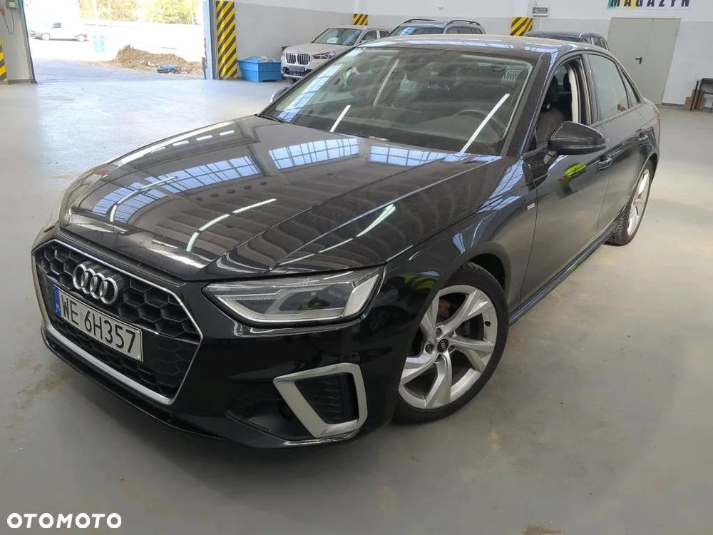 Audi A4 Limousine 35 TFSI mHEV S Line S tronic - 2