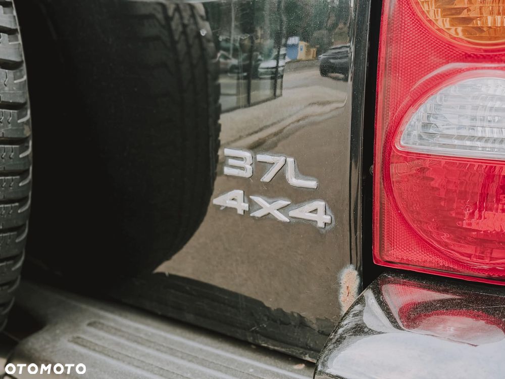 Jeep Cherokee 3.7L Limited - 8