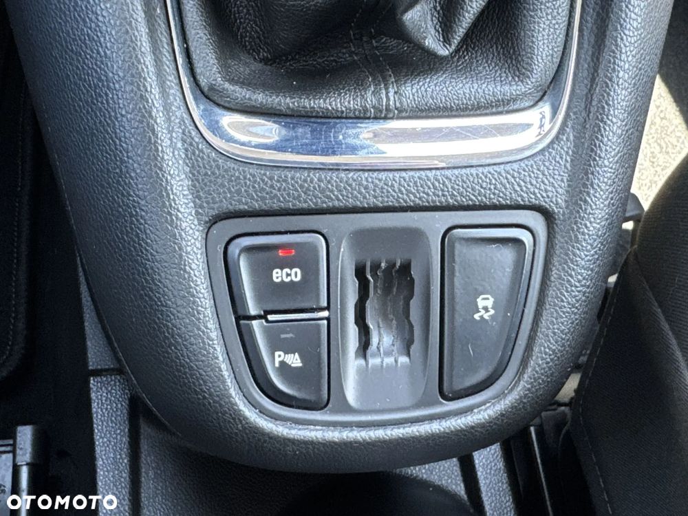 Opel Zafira 2.0 CDTI Cosmo - 25
