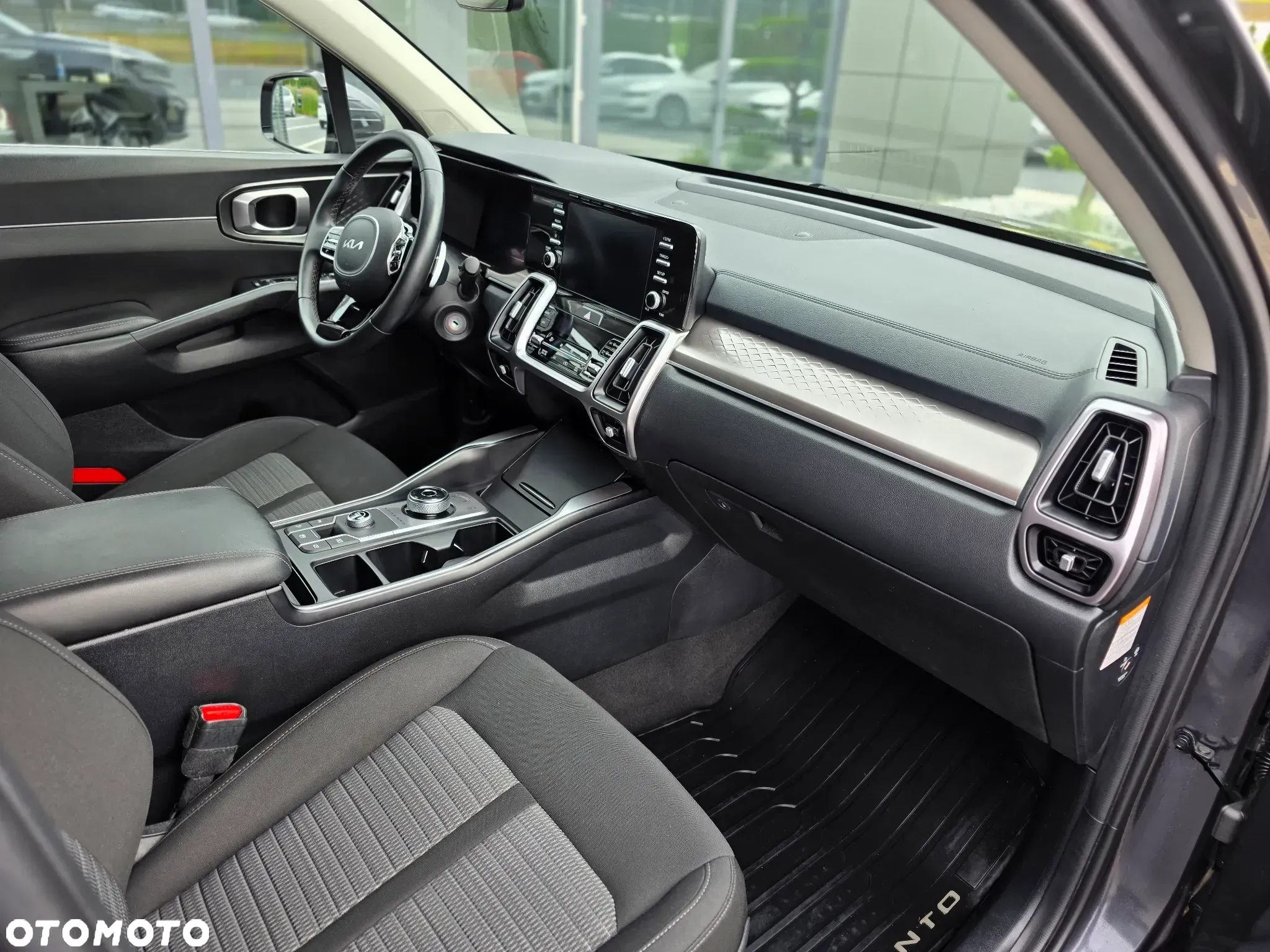 Kia Sorento 1.6 T-GDI HEV L 7os - 17
