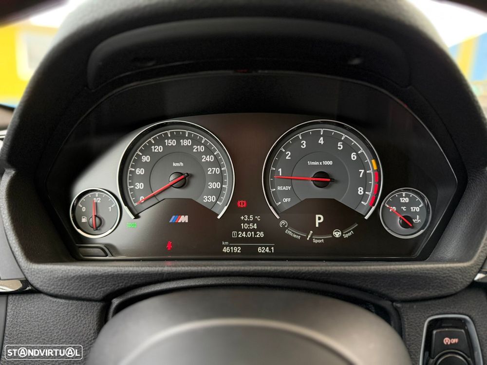 BMW M3 Auto - 24