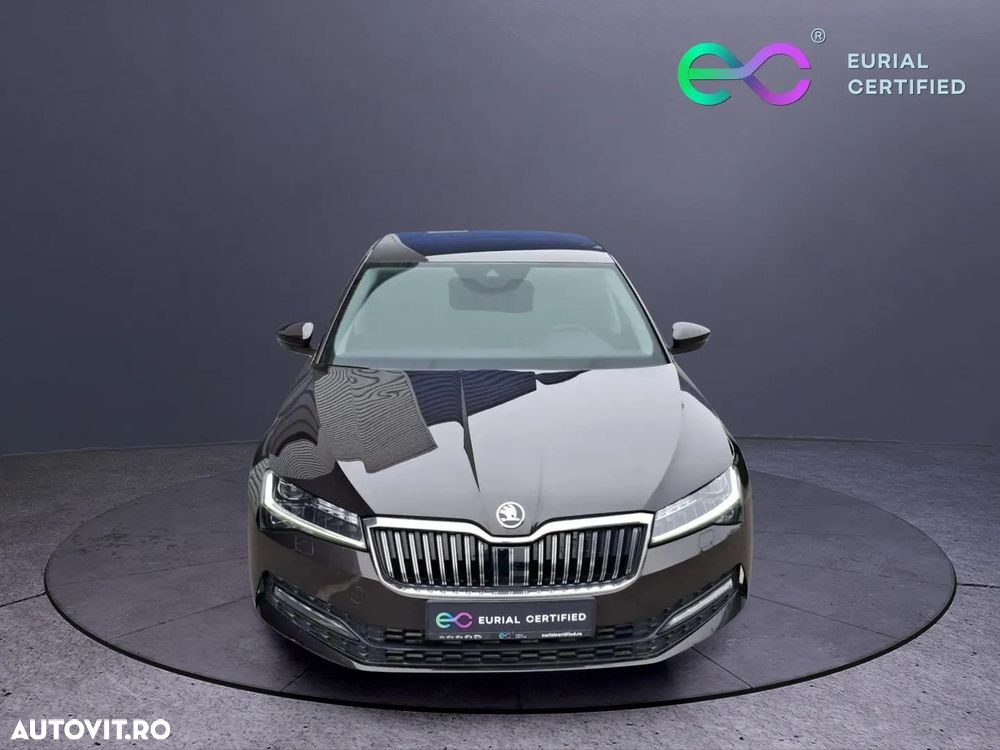 Skoda Superb 2.0 TDI DSG Ambition - 9