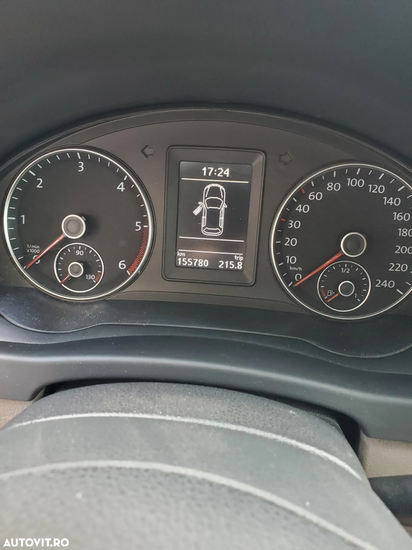 Volkswagen Golf Plus 1.6 TDI DPF Comfortline DSG - 6