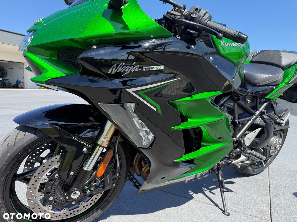 Kawasaki Ninja H2 SX - 12