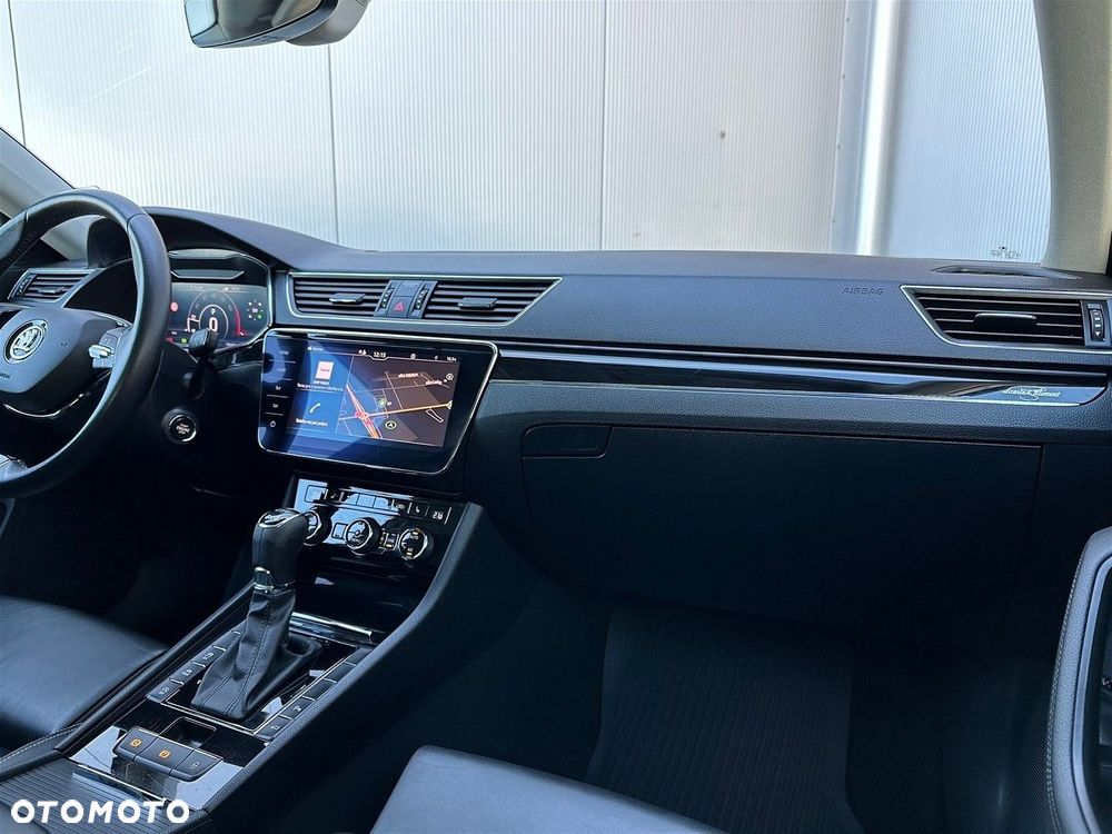 Skoda Superb 2.0 TSI 4x4 L&K DSG - 14