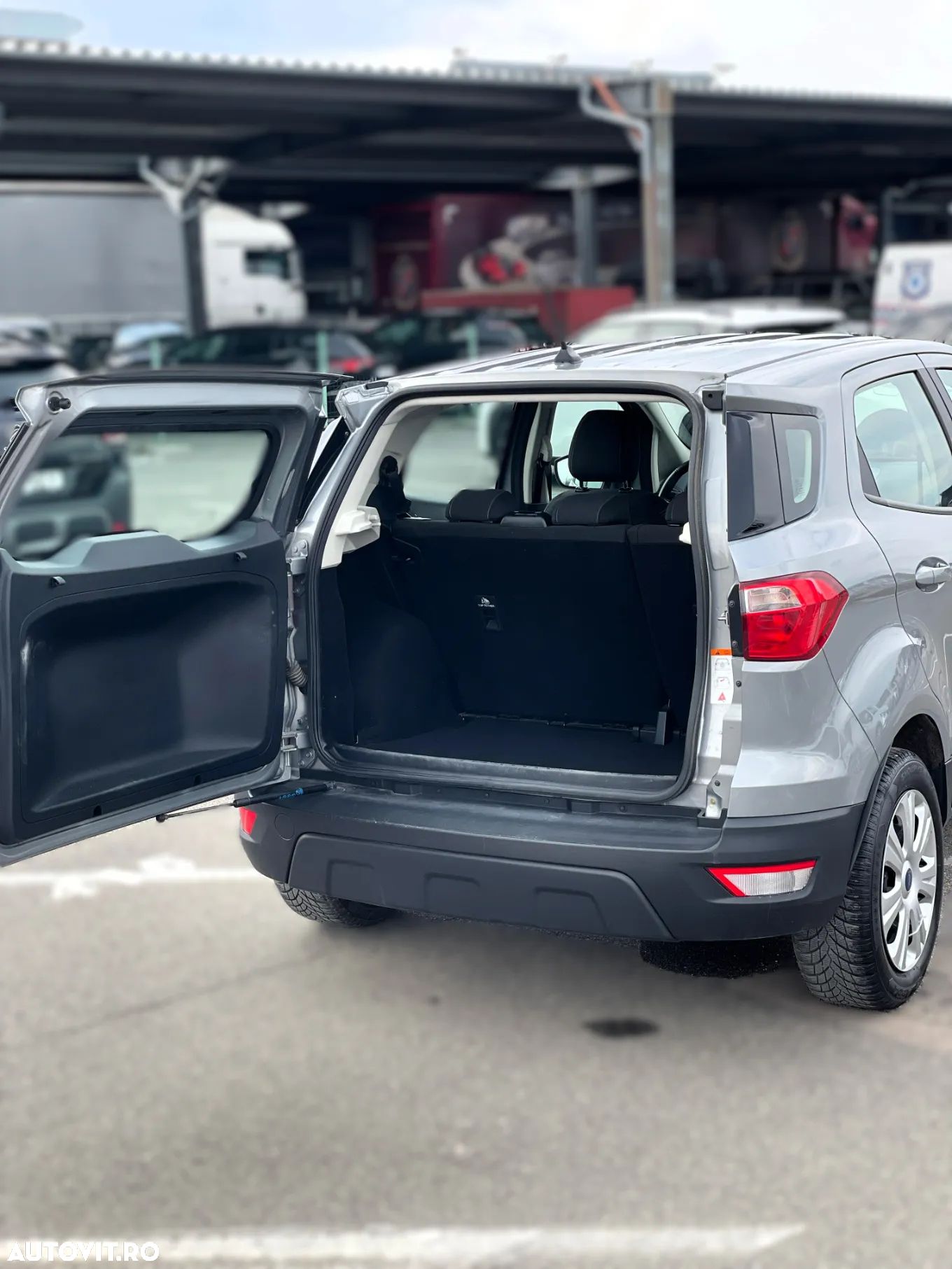 Ford EcoSport - 17