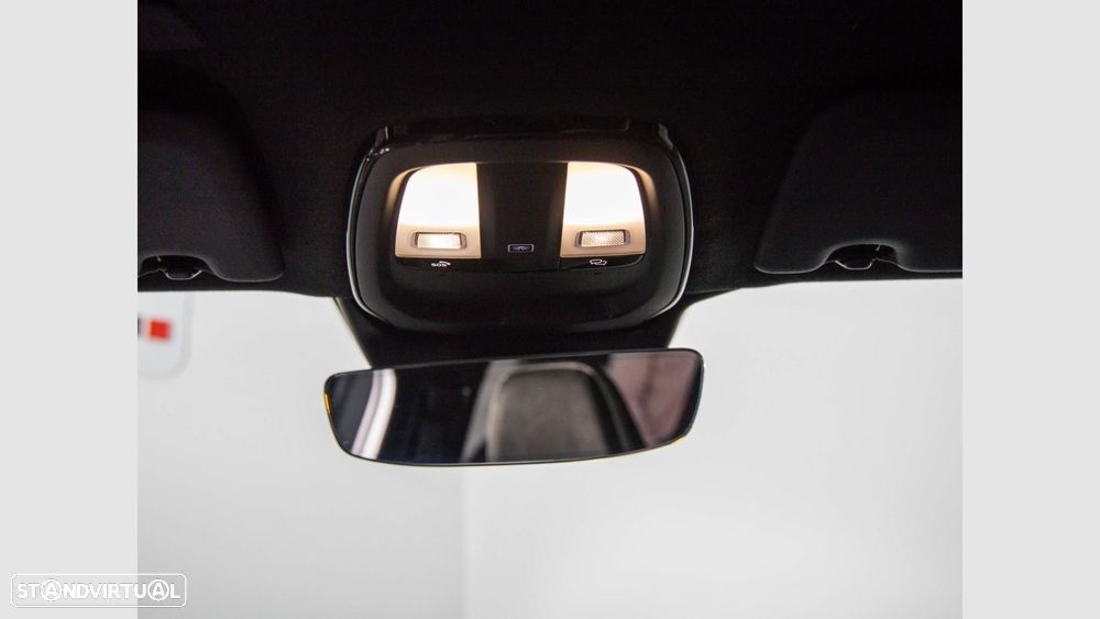 Volvo EX40 82 kWh Single Motor Extended Range Black Edition - 16