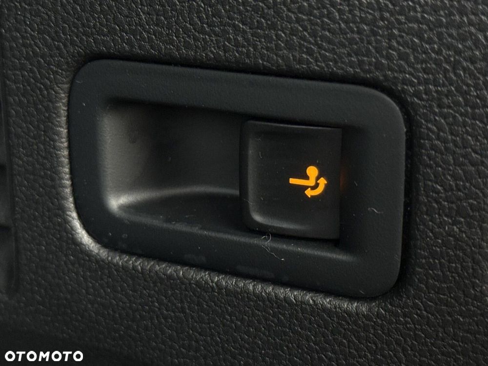 Volkswagen Arteon 2.0 TSI 4Motion R DSG - 37