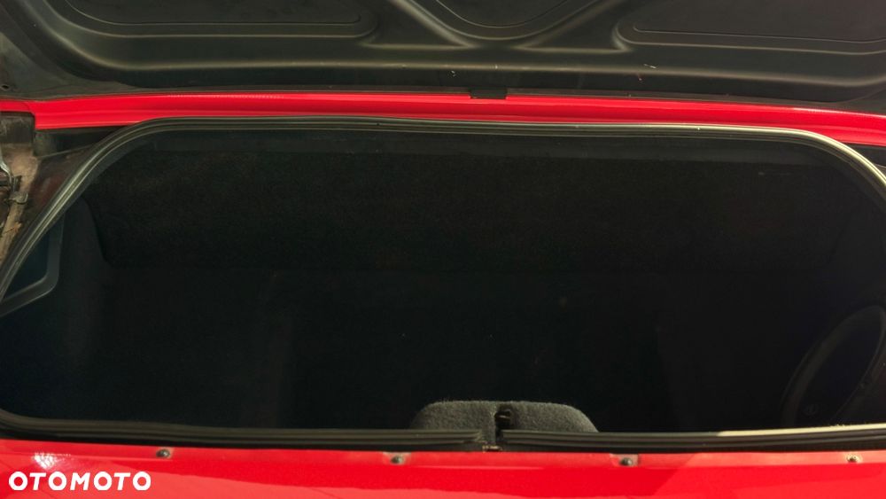 Chevrolet Corvette - 20