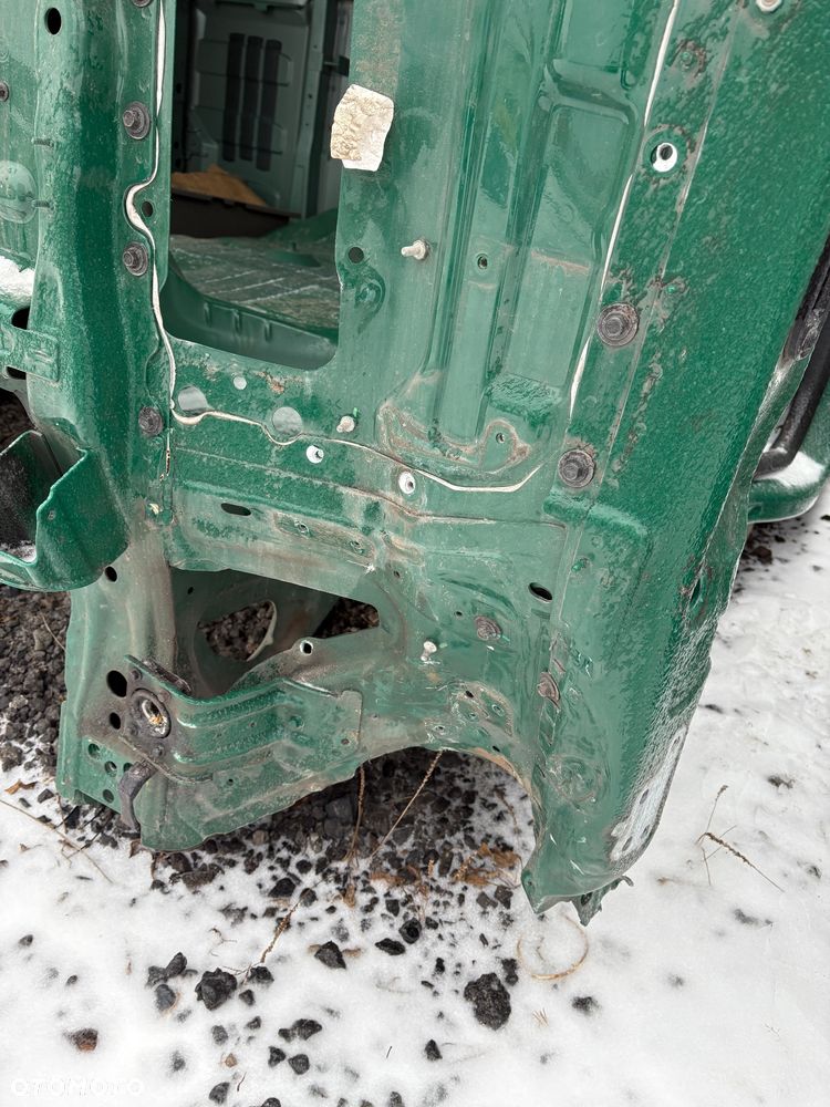 Kabina Volvo FH4 Xl szkielet uszkodzona - 11