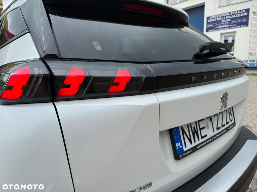 Peugeot 2008 1.2 PureTech Allure Pack S&S EAT8 - 34