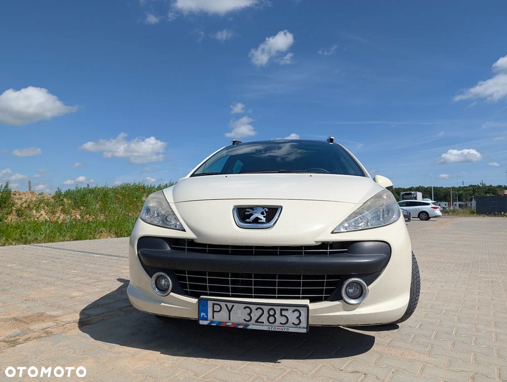 Peugeot 207 95 VTi Family - 14