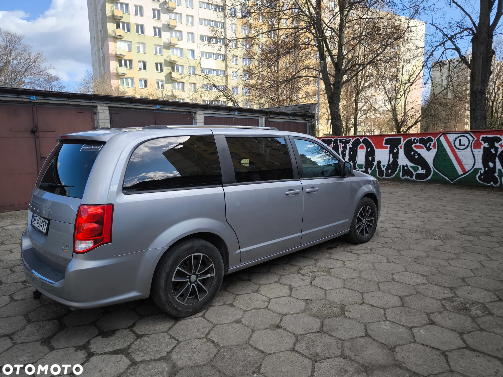 Dodge Grand Caravan - 3