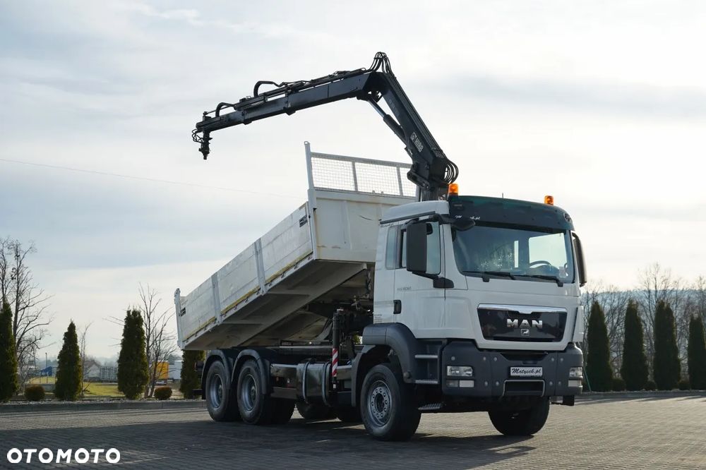 MAN TGS 33.360 / 6x4 / WYWROTKA TYLNOZSYPOWA 5,8 M + HDS HIAB XS 122 / STEROWANIE RADIOWE / HDS ZA KABINĄ / EURO 5 / MANUAL - 5