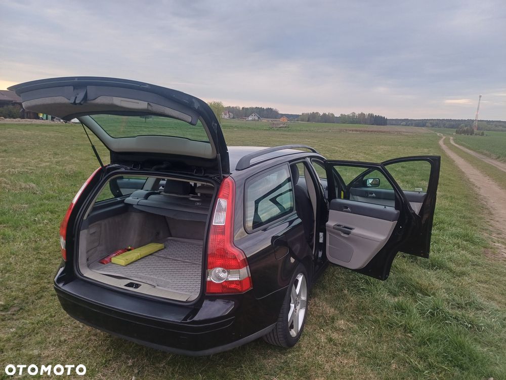Volvo V50 - 8