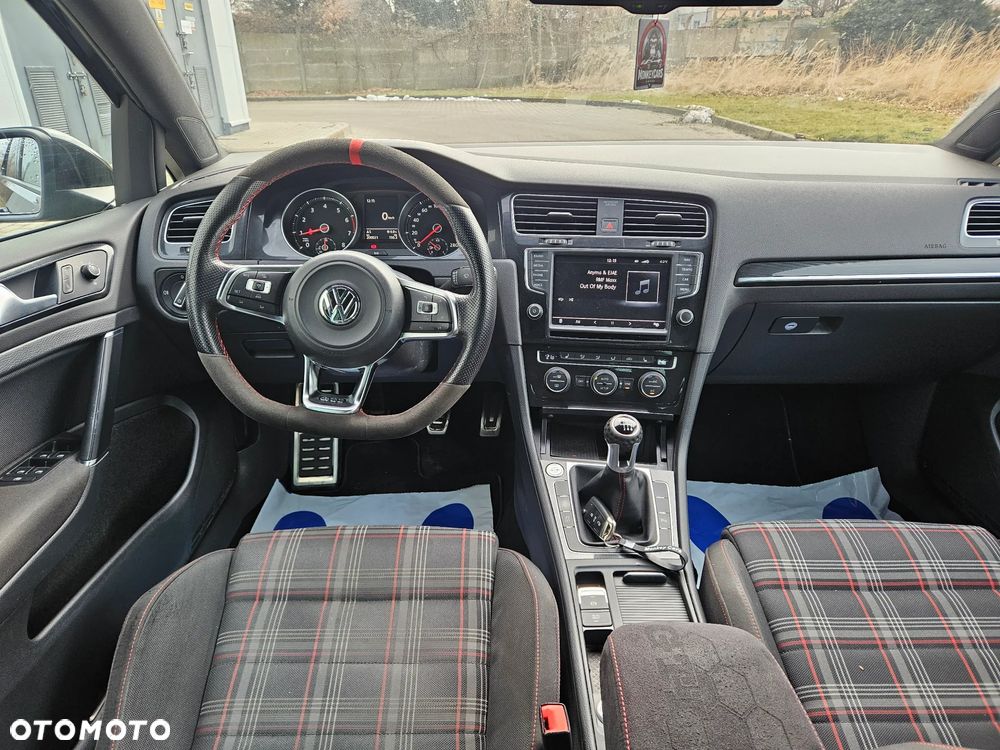 Volkswagen Golf GTI Performance BlueMotion Technology - 21