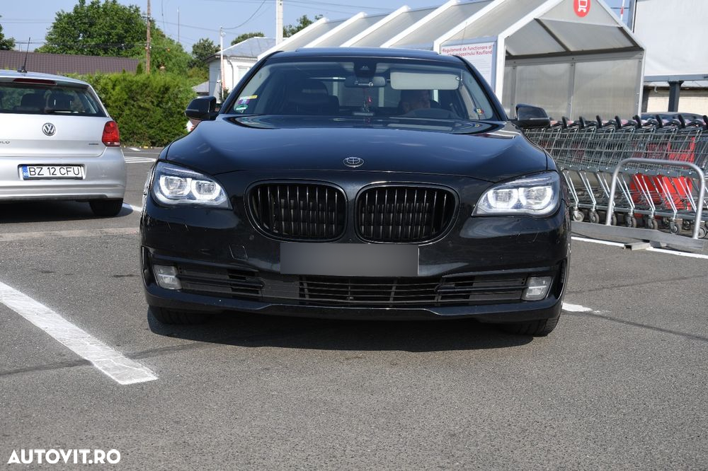 BMW Seria 7 730d - 8