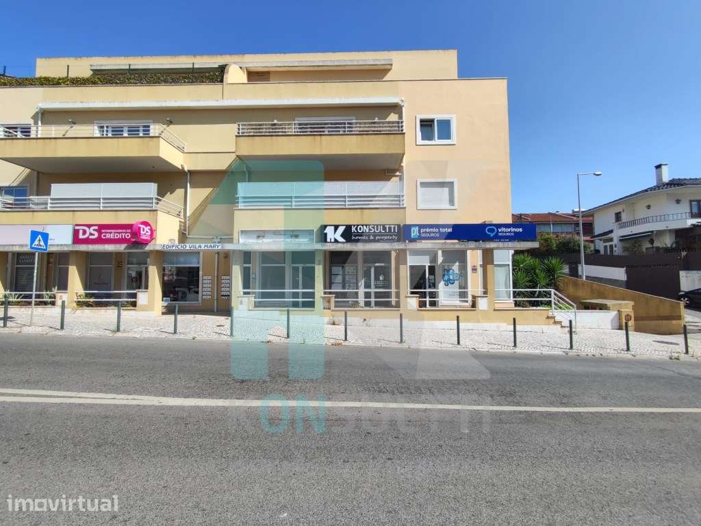 Loja no centro de Carcavelos - Grande imagem: 2/12