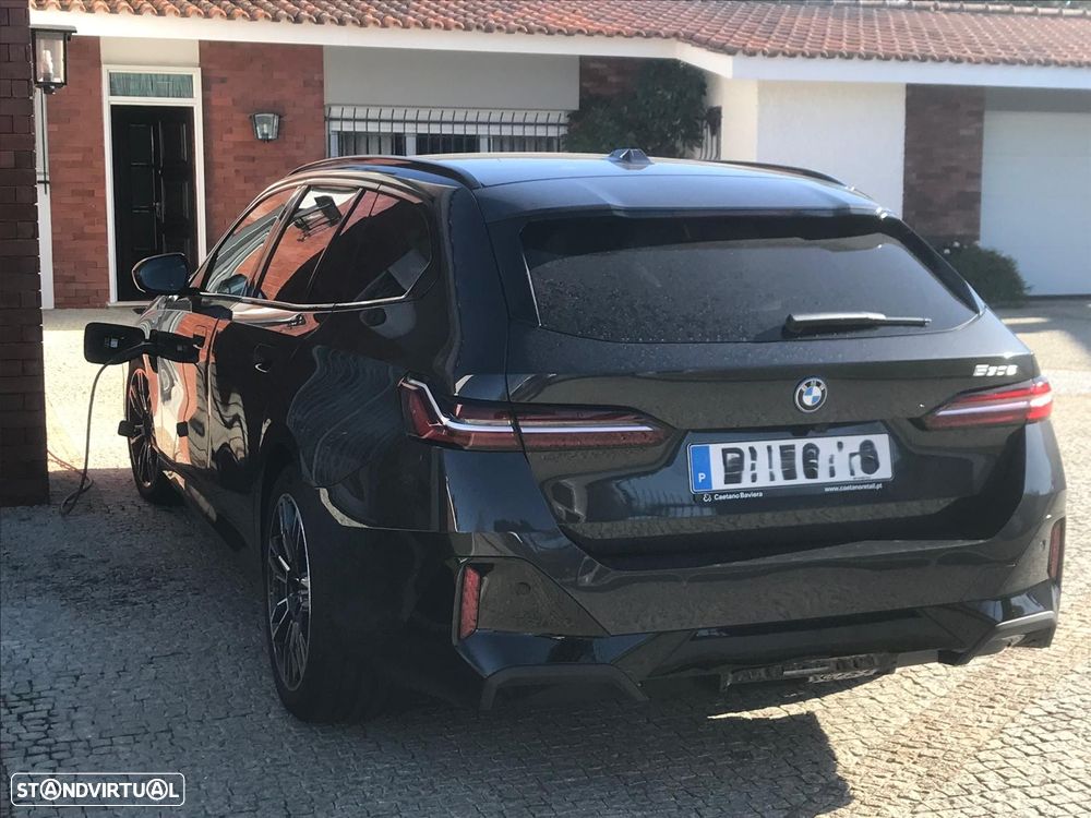 BMW 530 e Pack Desportivo M - 5