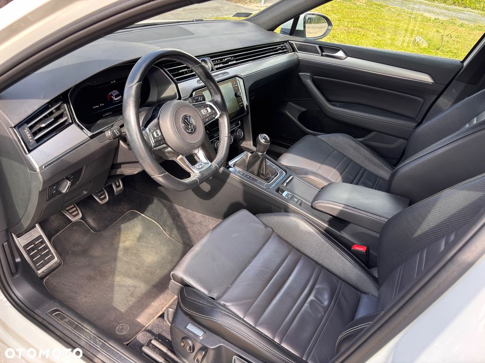 Volkswagen Passat 1.8 TSI BMT Highline - 17