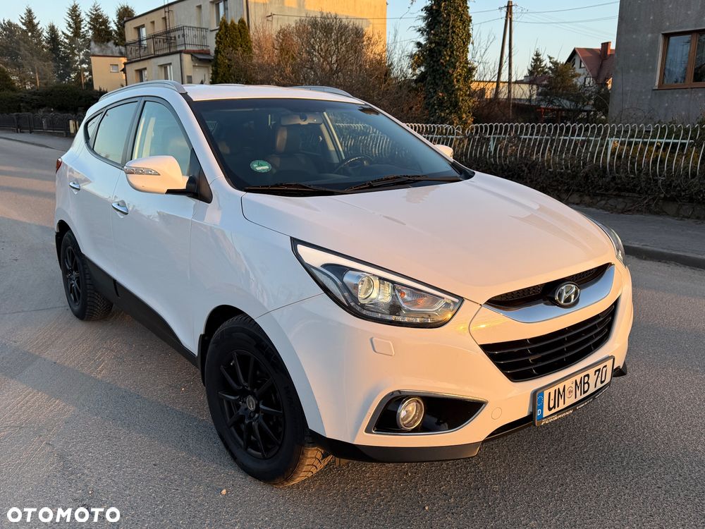 Hyundai ix35 2.0 CRDi 4WD Automatik Premium - 2