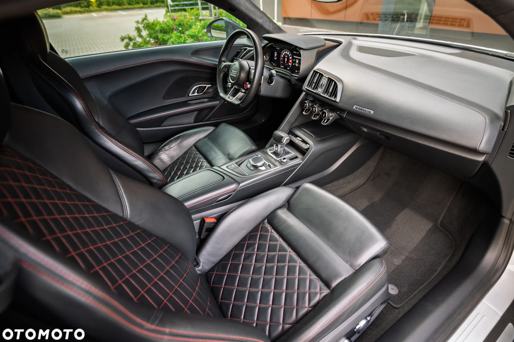 Audi R8 Coupé 5.2 FSI Quattro Plus - 25