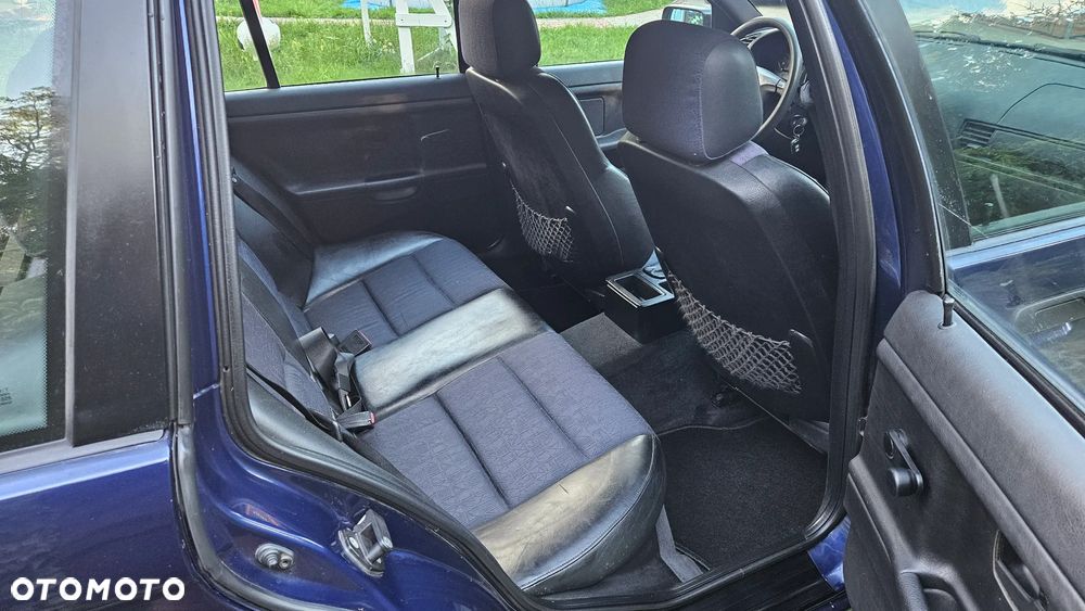 BMW Seria 3 - 14