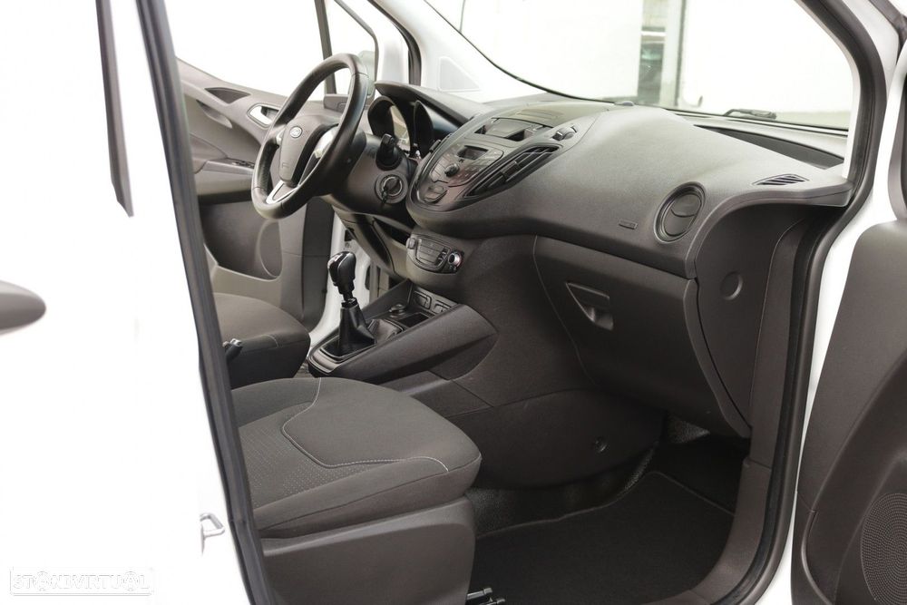 Ford Transit Courier 1.5 TDCI Trend - 22