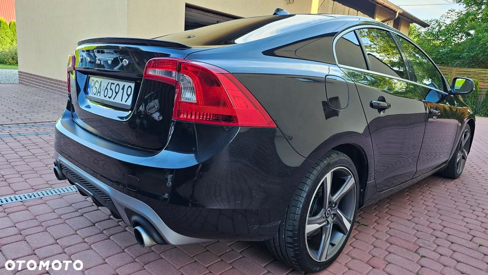 Volvo S60 T3 R-Design Summum - 5