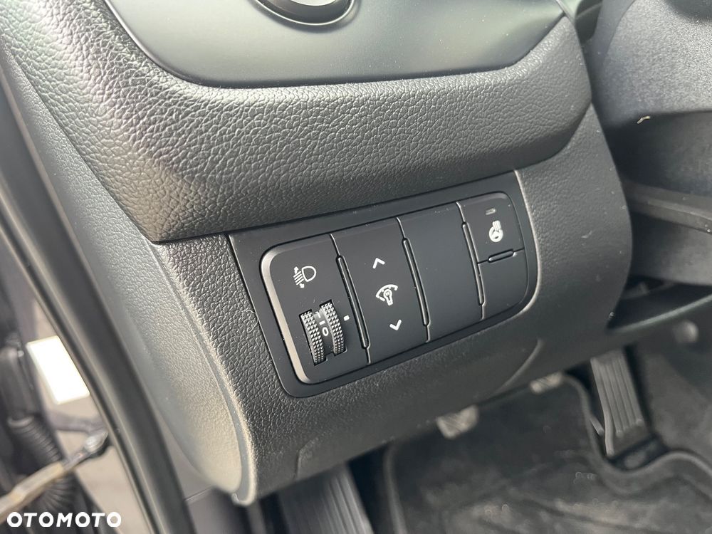 Kia Ceed 1.6 GDI Vision - 12