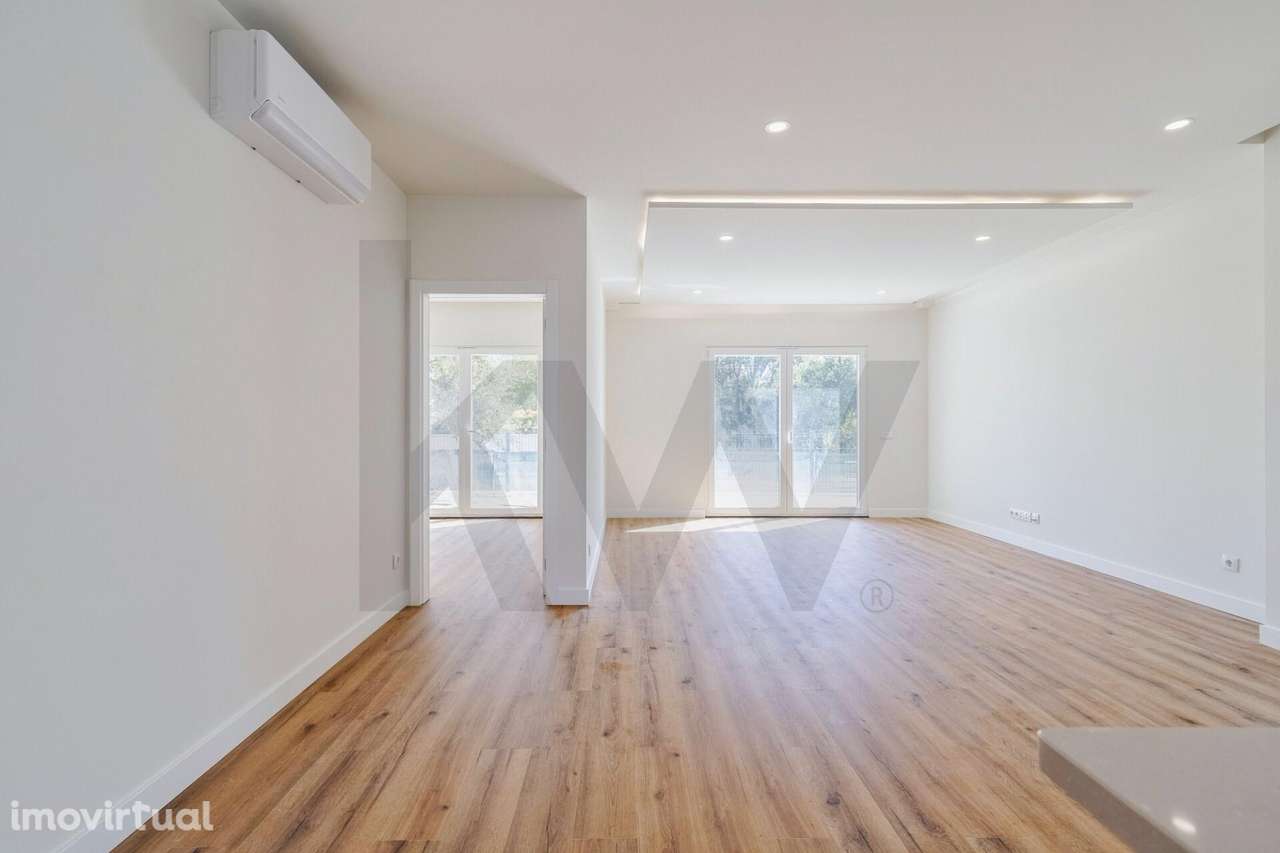 Moradia V4 duplex em banda, Nova, Palmela - Grande imagem: 3/31