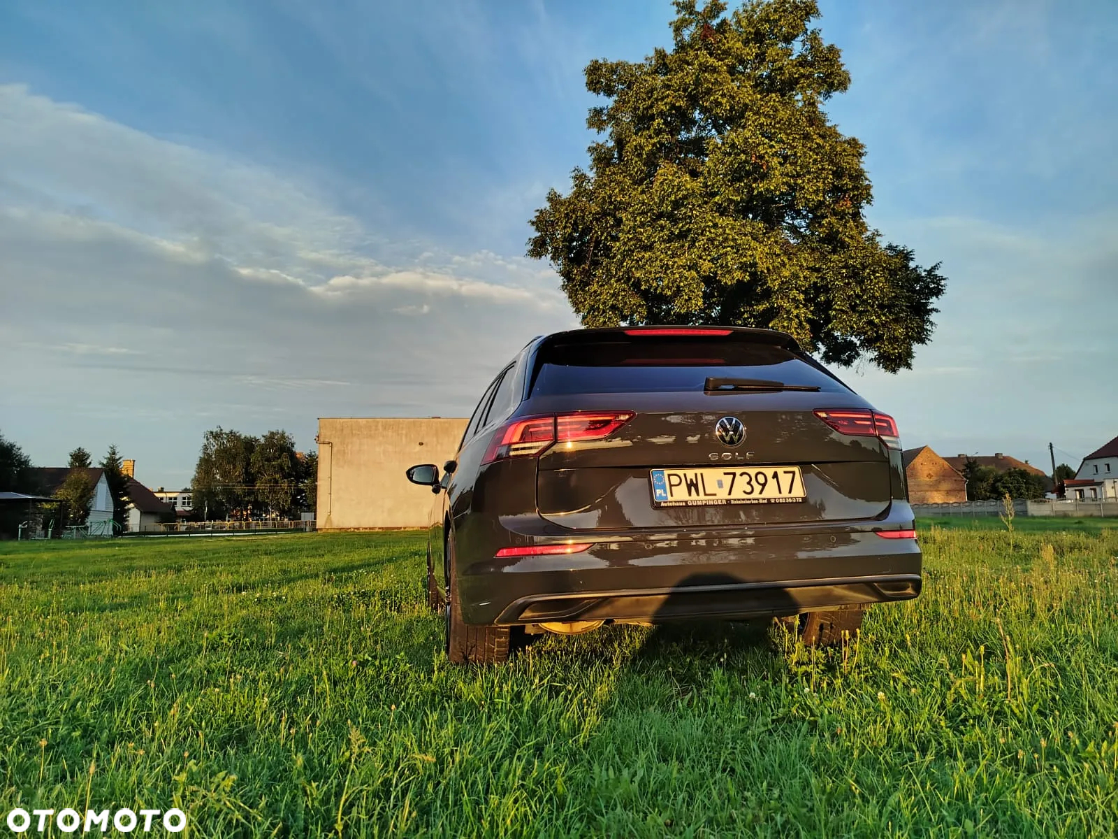 Volkswagen Golf VIII 2.0 TDI - 8