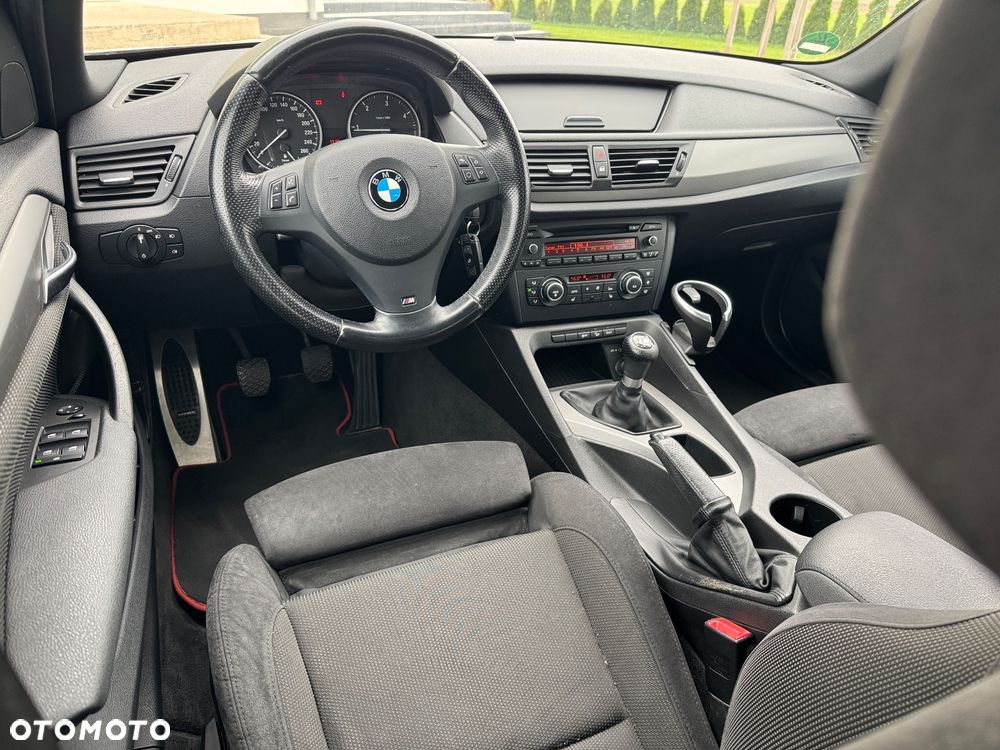 BMW X1 xDrive18d Sport Line - 7