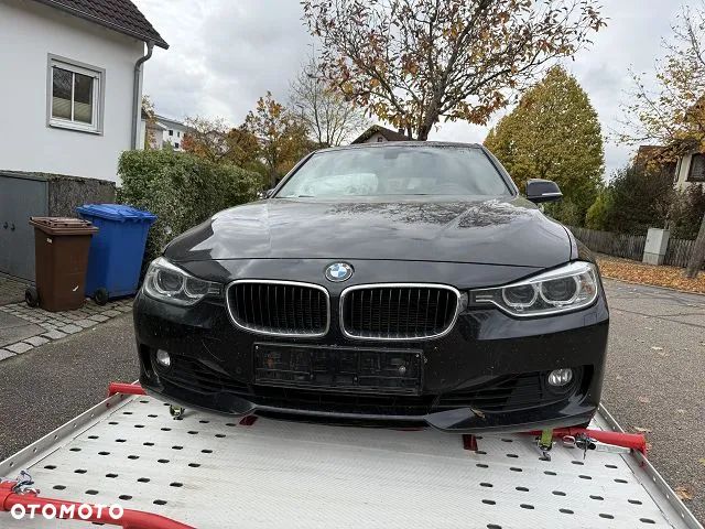 BMW Seria 3 335d xDrive - 4