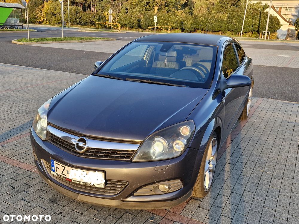 Opel Astra III GTC 1.7 CDTI Sport - 1