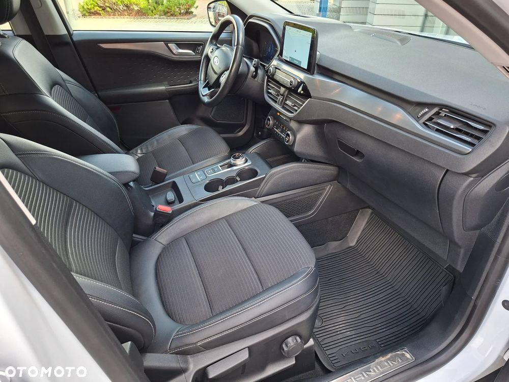 Ford Kuga 2.5 FHEV AWD Titanium X - 17