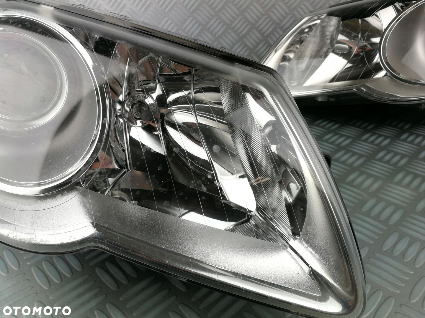 HELLA reflektor lampa lewa prawa przód przednia komplet VW PASSAT B6 05-10r - 10