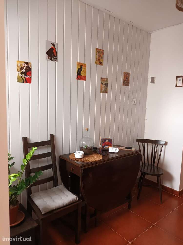 Moradia T1 em Colares. A poucos minutos da prais - Grande imagem: 3/8
