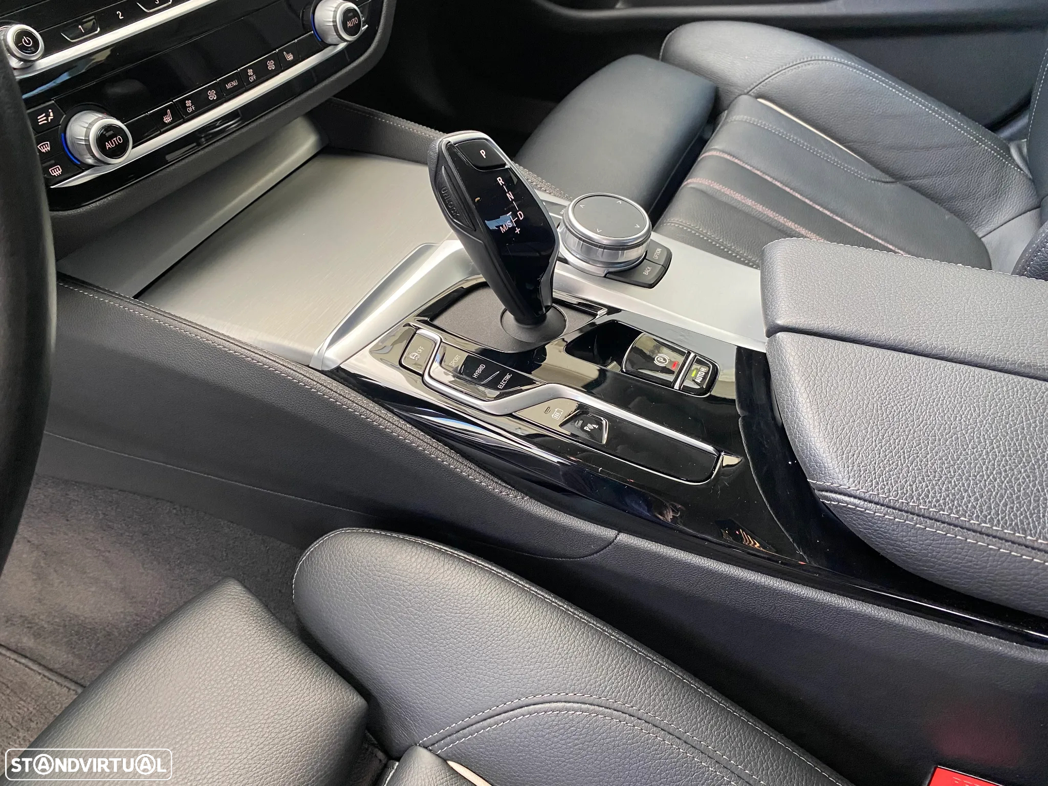 BMW 530 e Line Luxury - 18