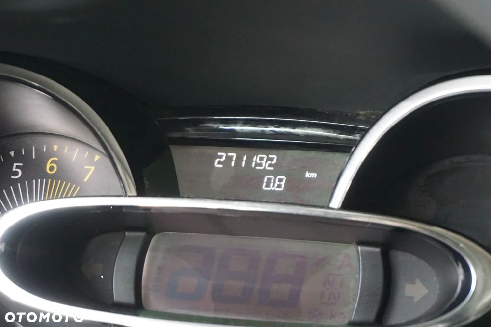 Renault Clio 1.2 16V 75 Expression - 28