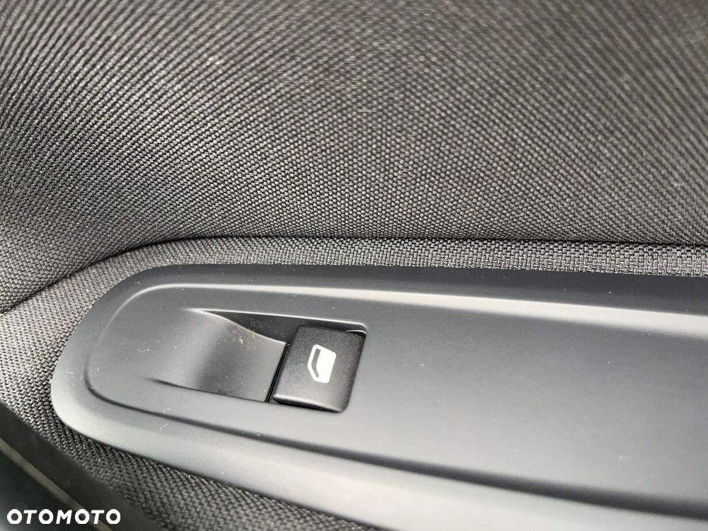 Peugeot 308 - 19